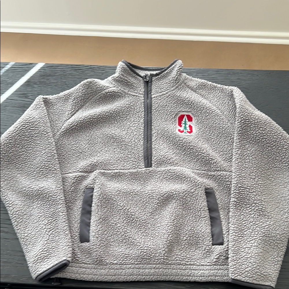 Stanford fleece half zip w/ kangaroo pocket. Size XS - excellent condition.